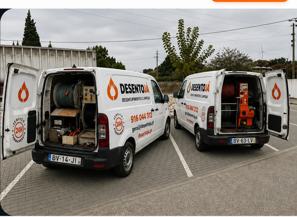 Duas viaturas DesentoJá equipadas para hidrojato